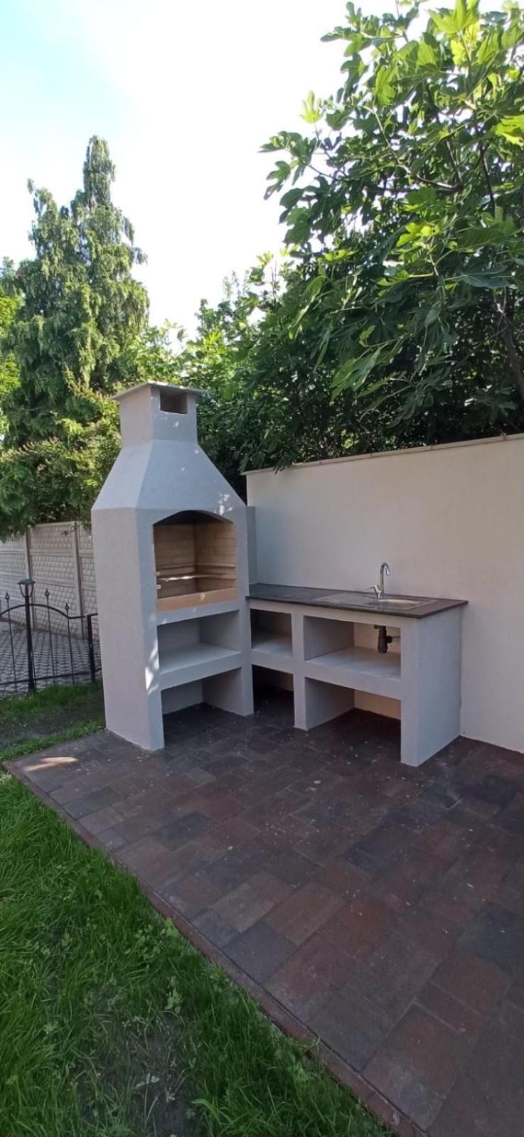 Appartement Voeroesko -lak Szauna Es Jakkuzi Hasznalattal Balatonalmádi