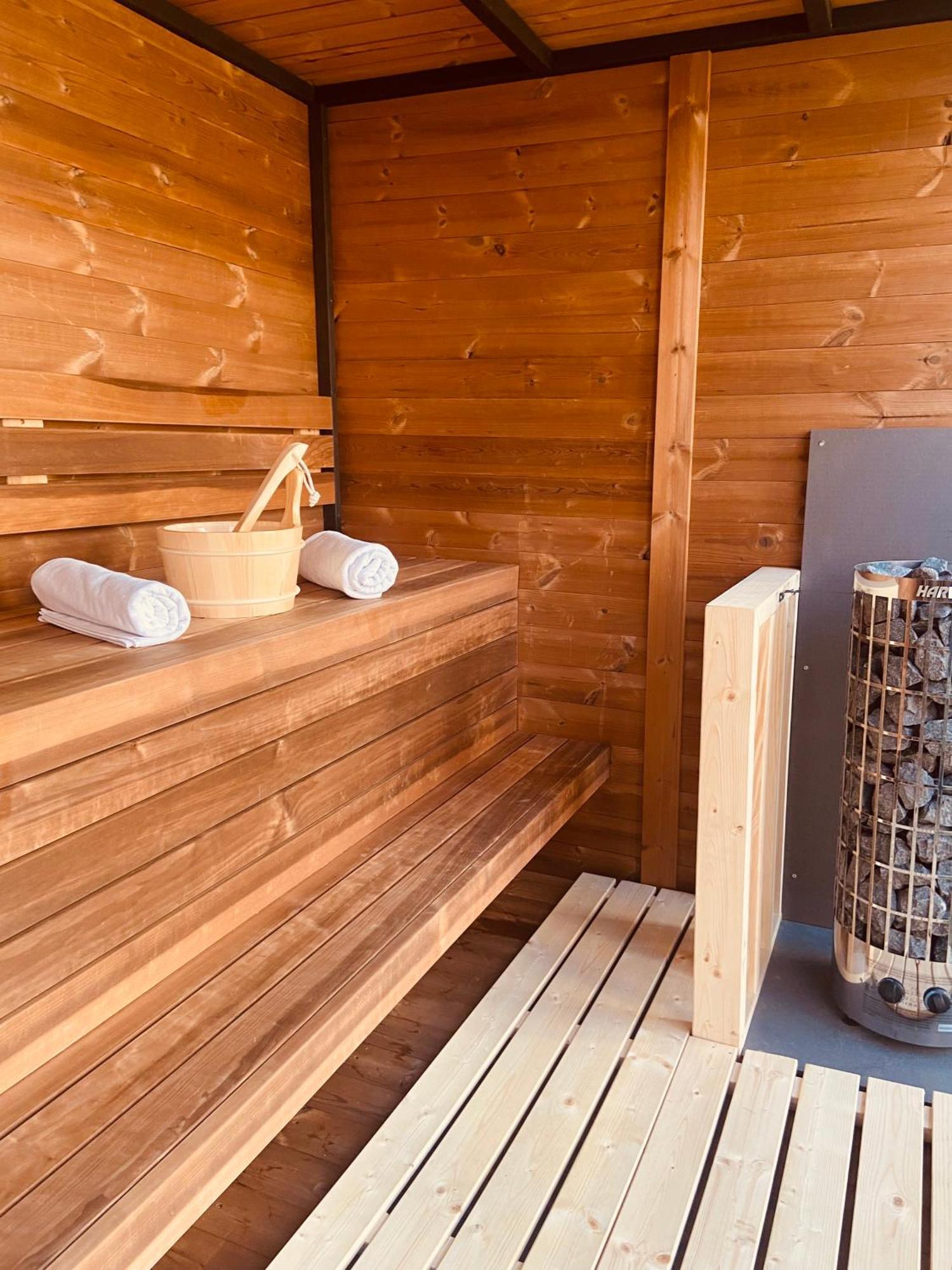 Appartement Voeroesko -lak Szauna Es Jakkuzi Hasznalattal *